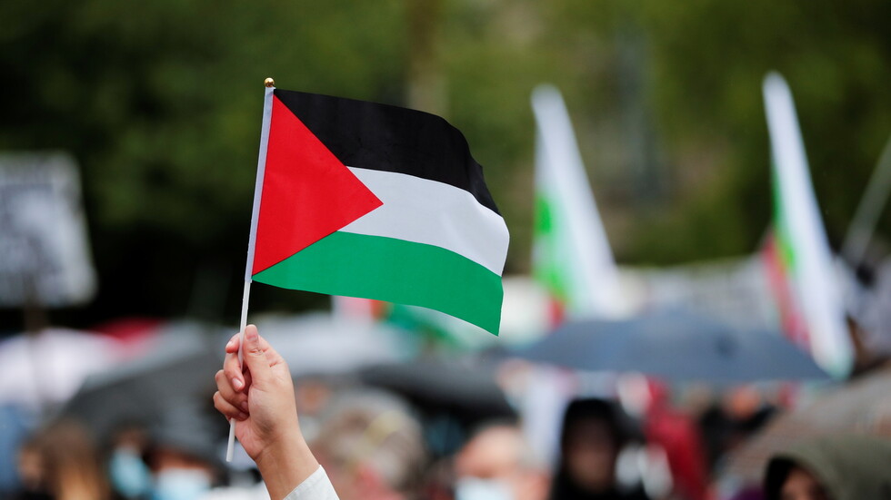 الخارجية الفلسطينية: تبادل أدوار علني بين جيش الاحتلال والمستوطنين في الاعتداء على شعبنا وضم الضفة