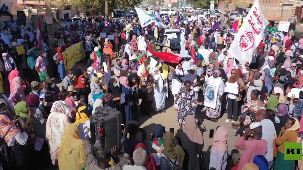 مظاهرة نسائية في السودان  تنديدا بالاعتداءات الجنسية على المحتجات