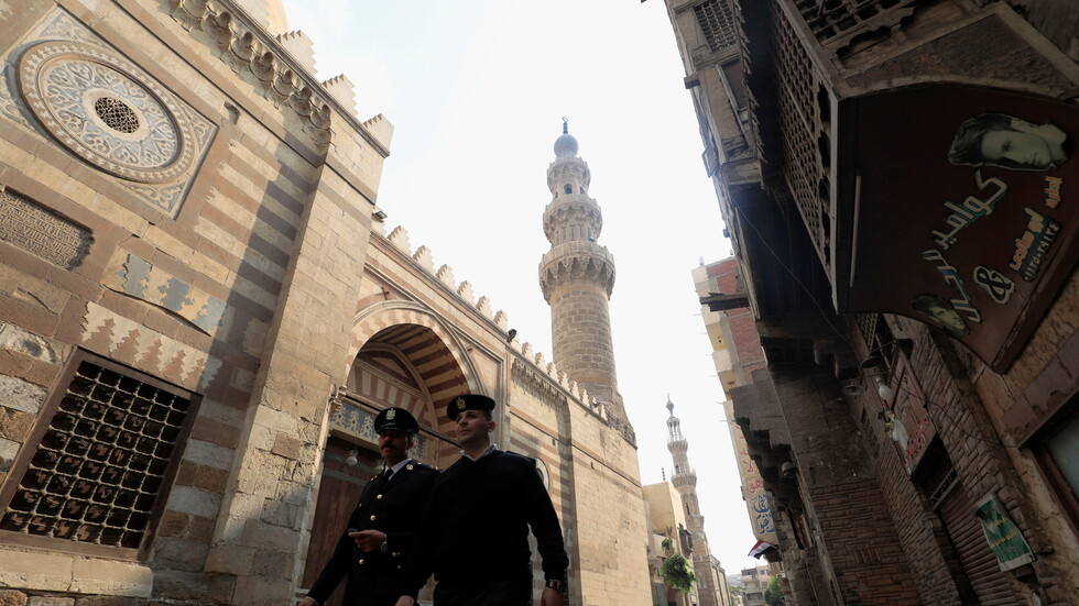 العثور على جثة ابنة ملحن خليجي داخل شقة في مصر