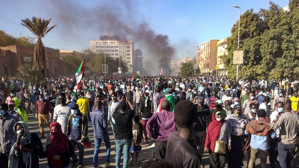 السودان.. قتلى في احتجاجات أم درمان والمكتب الموحد للأطباء يصدر نداء عاجلا