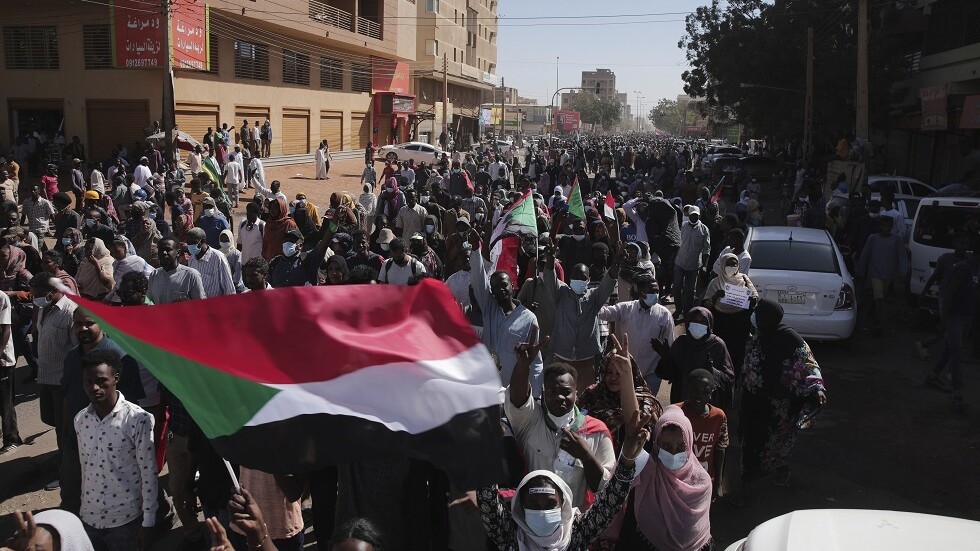 "شبكة الصحفيين السودانيين": الأجهزة الأمنية استخدمت الـ"دوشكا" ضد المحتجين (فيديو)