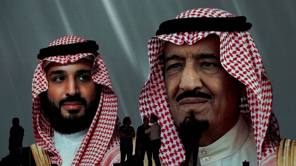 "هذه سنة محمد بن سلمان والملك سيفاجئ الجميع".. أحداث ساخنة في السعودية عام 2022 وفق توقعات الحايك