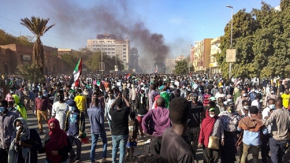 لجنة الأطباء في السودان: مقتل متظاهرين اثنين برصاص قوات الأمن في الخرطوم