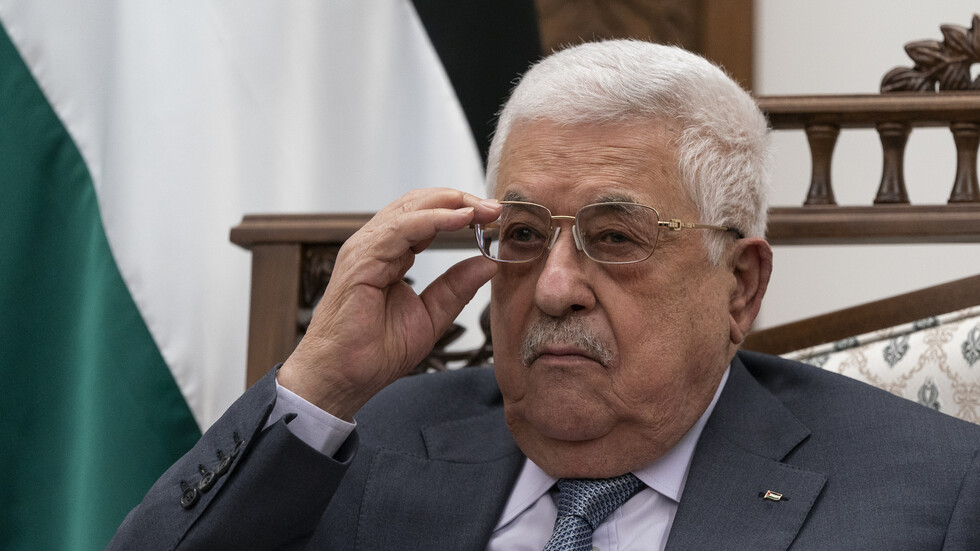 إعلام لبناني: وفد فلسطيني رفيع إلى سوريا للقاء الأسد