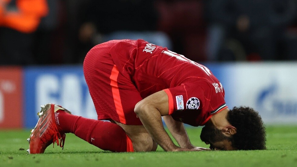 رسميا.. محمد صلاح في القائمة المختصرة لجائزة أفضل لاعب في العالم لعام 2021
