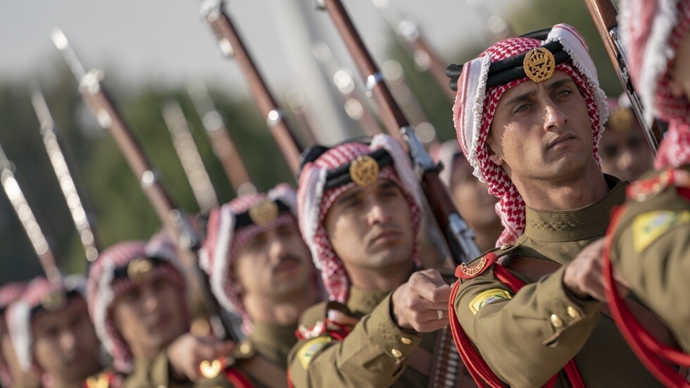 قائد عسكري أردني يتوعد بـ "قتل كل من تسول له نفسه الاقتراب من الحدود"