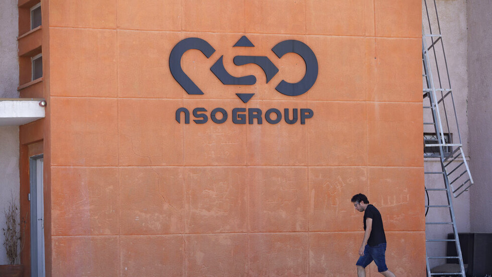 استقالة رئيس مجموعة NSO عقب تقارير عن استخدام الشرطة الإسرائيلية برنامجها للتجسس