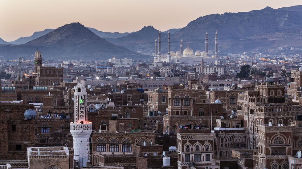 مراسلنا: التحالف العربي يشن غارات جوية على صنعاء
