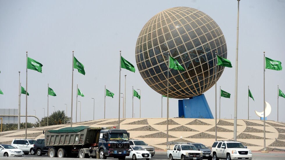اعتبارا من اليوم في السعودية.. الجرعة التنشيطية شرط "المحصن" لفئة محددة
