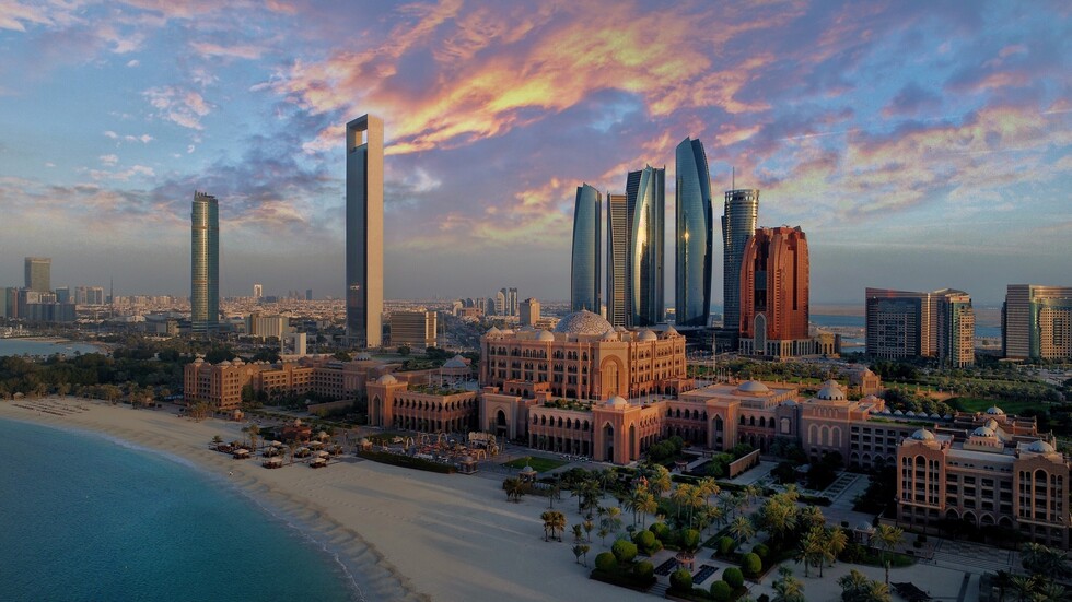 الإمارات تعلن عن إجراءات قانون الزواج والطلاق المدني للأجانب في أبوظبي