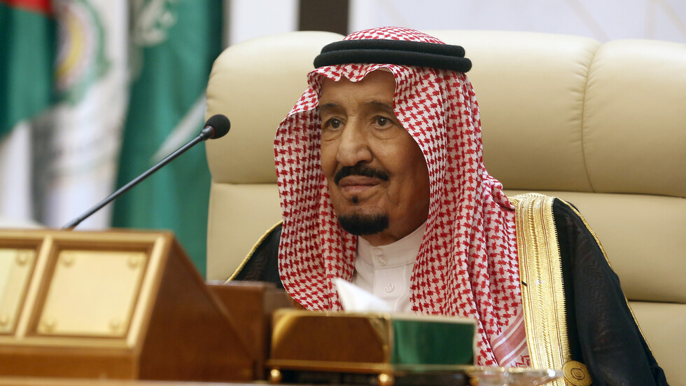 الملك سلمان لبايدن: لا بد من التعاون لمواجهة الأنشطة الهدامة لأذرع إيران في المنطقة
