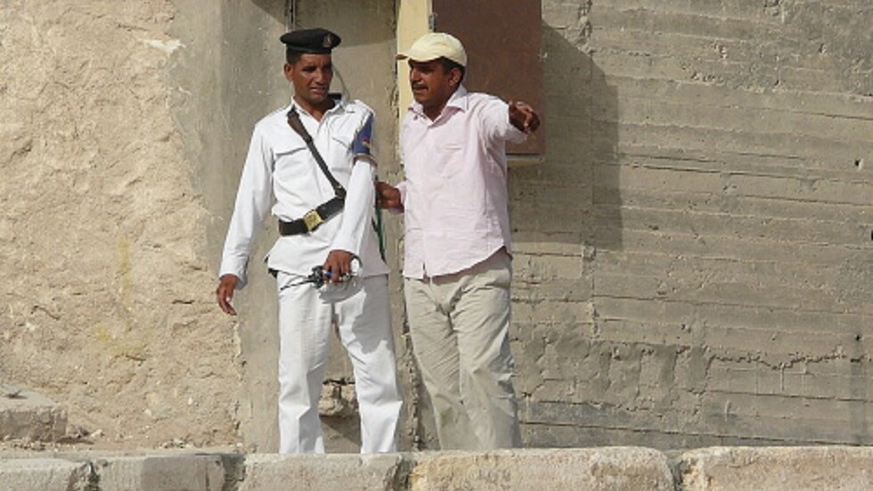كما في أفلام هوليوود.. سطو مسلح بطريق الواحات الرابط بين القاهرة الكبرى والواحات البحرية