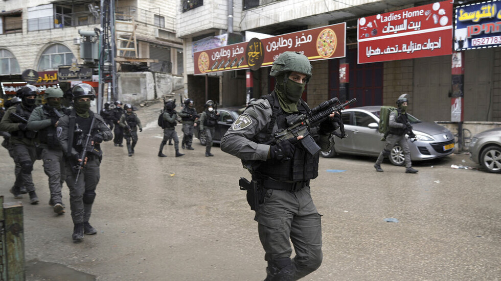أول تعليق من الرئيس الفلسطيني على ما يجري في حي الشيخ جراح