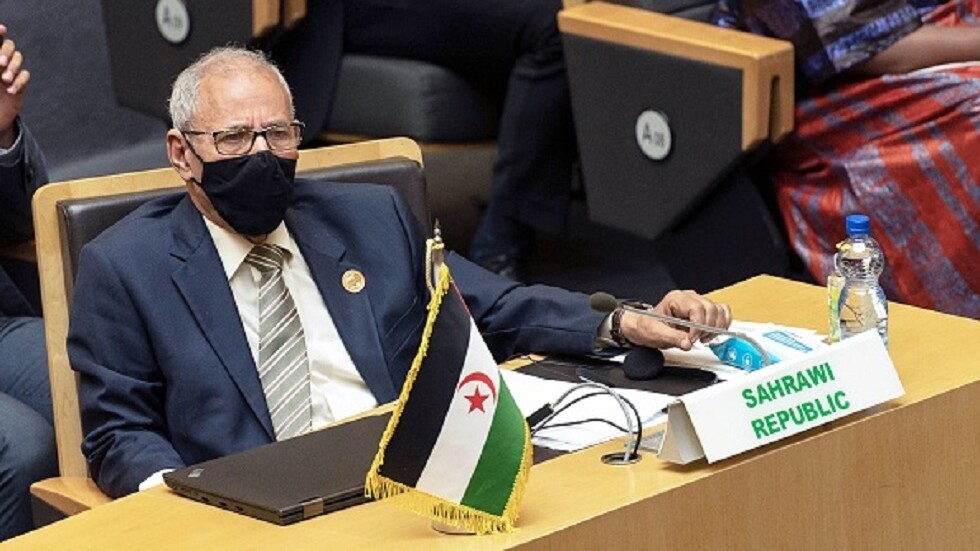 زعيم البوليساريو يتوجه إلى بروكسل لحضور القمة الأوروبية الإفريقية