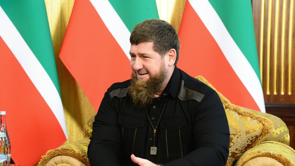 قديروف يؤيد قرار مجلس الدوما التوجه إلى بوتين بطلب الاعتراف بدونيتسك ولوغانسك