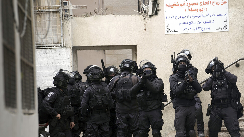 إسرائيل تخشى من مواجهات محتملة مع المواطنين الفلسطينيين في القدس والضفة اليوم