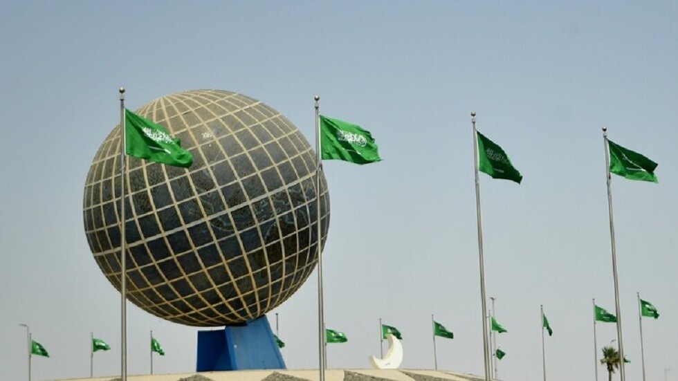 النيابة العامة السعودية تصدر بلاغا بشأن "تحقير وإسقاط" علم المملكة