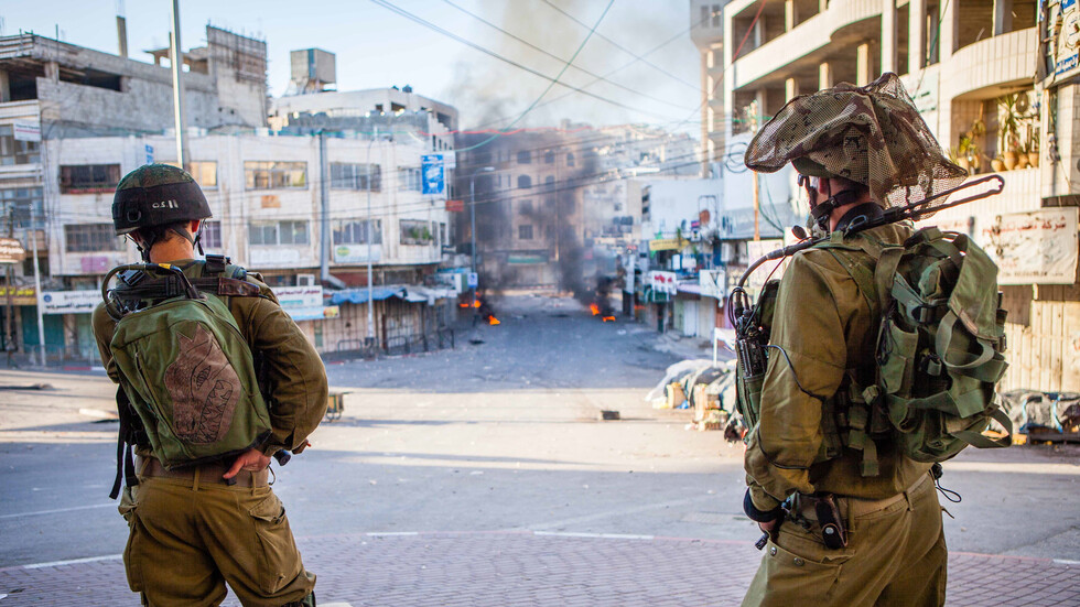 مسيرات غاضبة ومواجهات بين فلسطينيين والقوات الإسرائيلية بعد مقتل طفل  في بلدة الخضر ببيت لحم