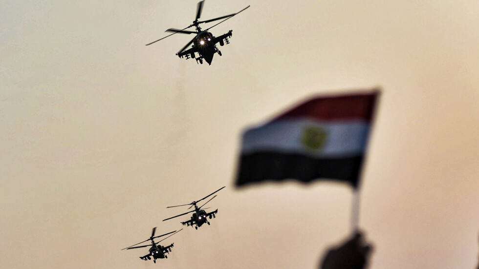 السفارة المصرية في أوكرانيا تحذر مواطنيها من الخروج إلى الشوارع