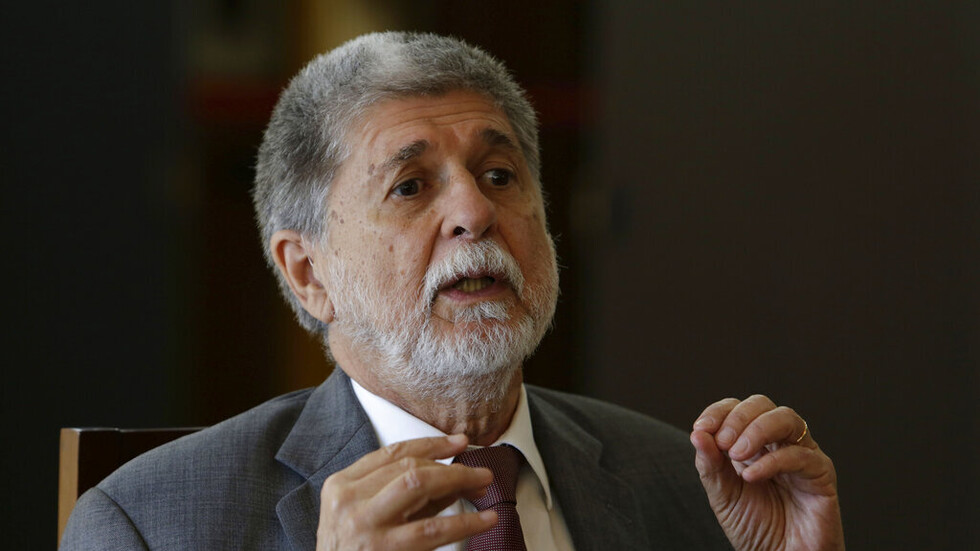 مسؤول برازيلي سابق: العقوبات ضد روسيا ستخلق مشاكل للعالم كله