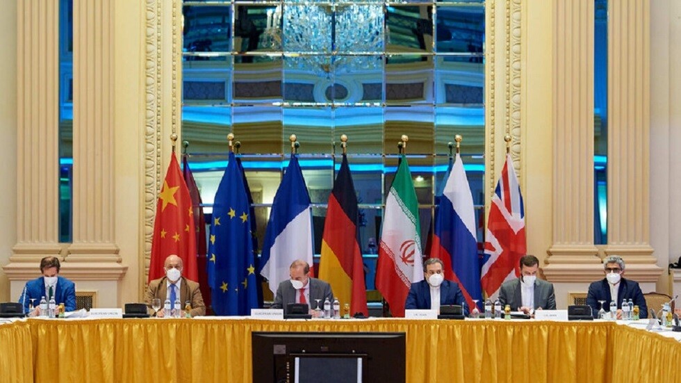 أوساط الوفد الإيراني المفاوض: الأزمة الأوكرانية قد تحدث منعطفا في فيينا