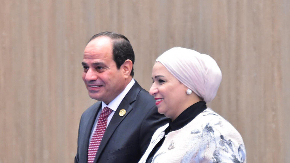 انتصار السيسي تكرم عددا من السيدات المؤثرات في المجتمع المصري