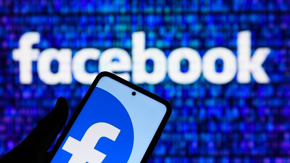 أمريكيون يدعون بوتين للعمل على "حظر فيسبوك في الولايات المتحدة"