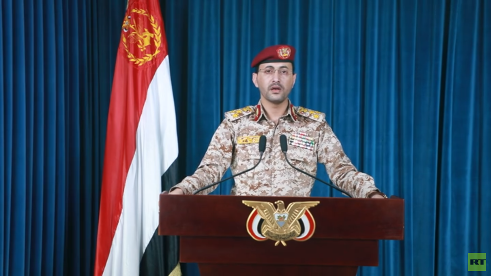 الحوثيون يتبنون استهداف مواقع أرامكو ومنشآت حيوية في الرياض (فيديو)