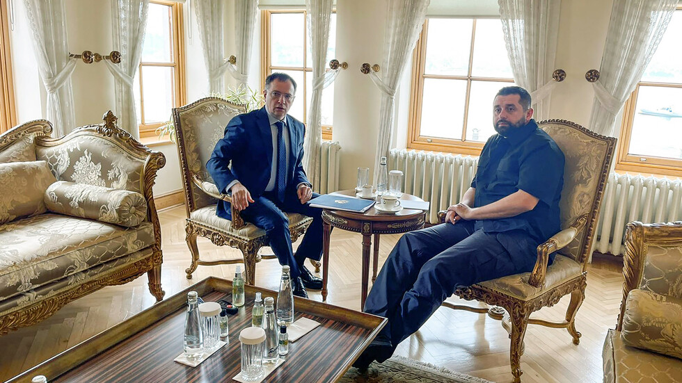 ميدينسكي: كييف وافقت على تلبية مطالبنا المبدئية التي تتيح منع تحول أوكرانيا إلى منطلق للناتو