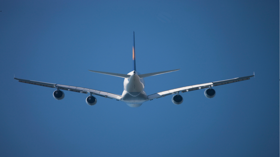 طائرة إيرباص A380 عملاقة تعمل بـ"زيت الطهي" تكمل رحلة 3 ساعات لأول مرة!