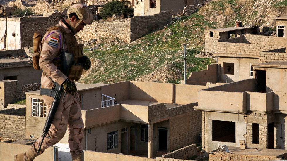 مراسلنا: إصابة ثمانية عناصر من الجيش العراقي بتفجير انتحاري في محافظة نينوى