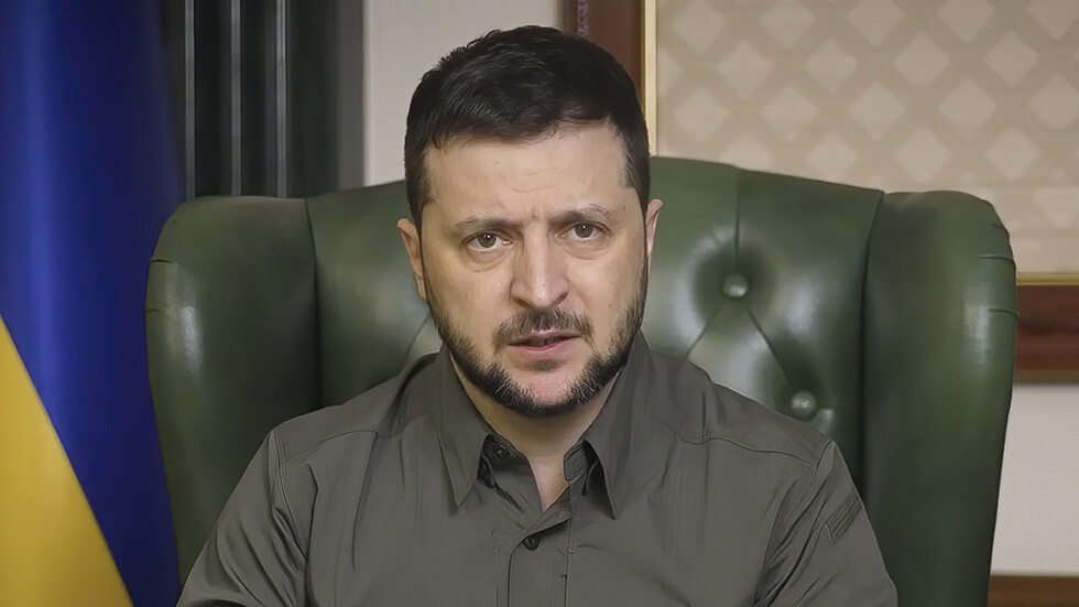 زيلينسكي يطلب من سيئول دعم بلاده بالمعدات العسكرية