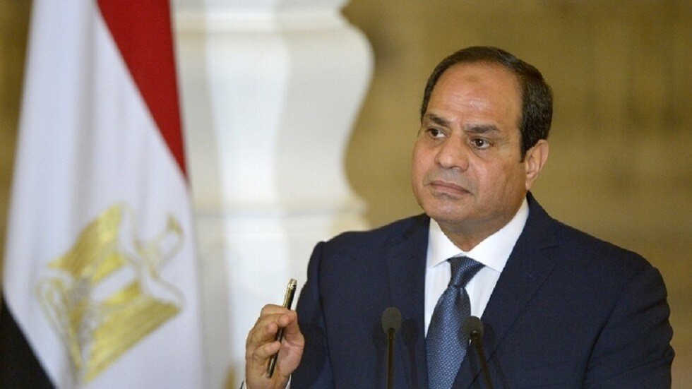 السيسي يصدر قرارا متعلقا بالرحلات الجوية إلى روسيا