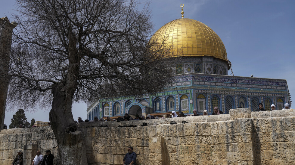 إسرائيليون يستعدون لـ"ذبح القربان" في الأقصى ودعوات فلسطينية للرباط فيه