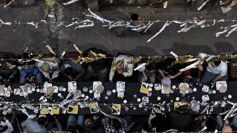 نصائح طبية للمصريين للخروج بوزن مثالي من رمضان