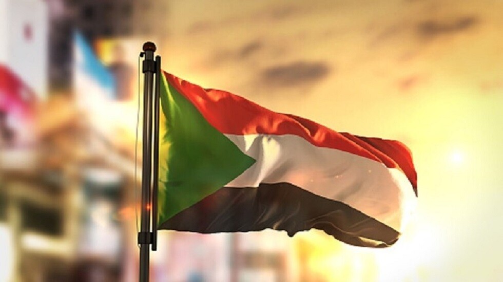 الإفراج عن مسؤولين سابقين في السودان