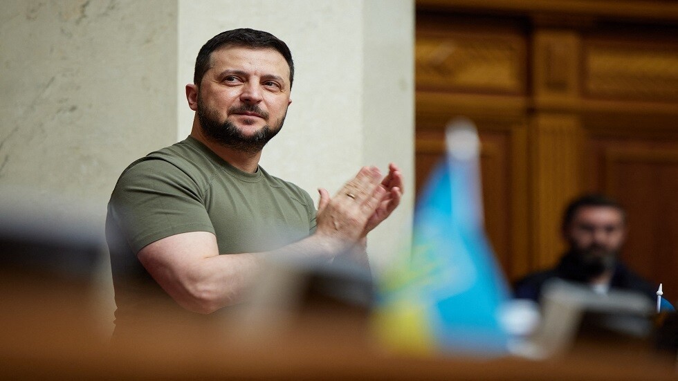 زيلينسكي: تسريع بايدن توريد الأسلحة لأوكرانيا "خطوة تاريخية"