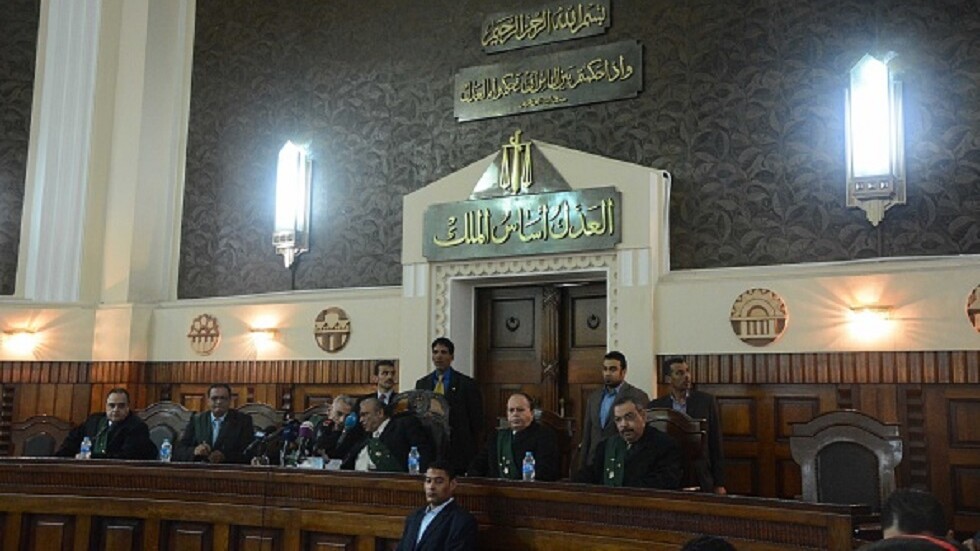 مصر.. محكمة الجنايات تأمر بعرض عائشة الشاطر على لجنة طبية ثلاثية