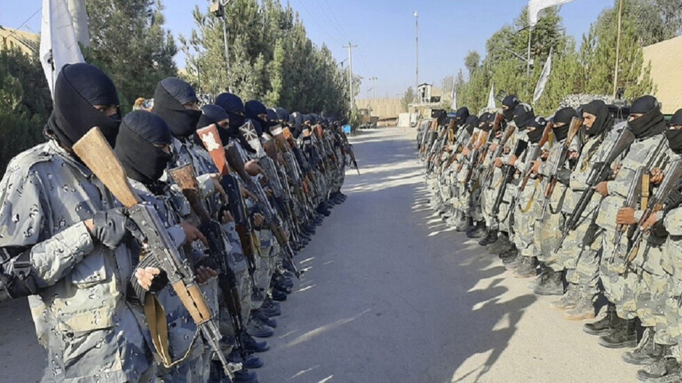 طالبان تجند أكثر من 130 ألف شخص في جيشها