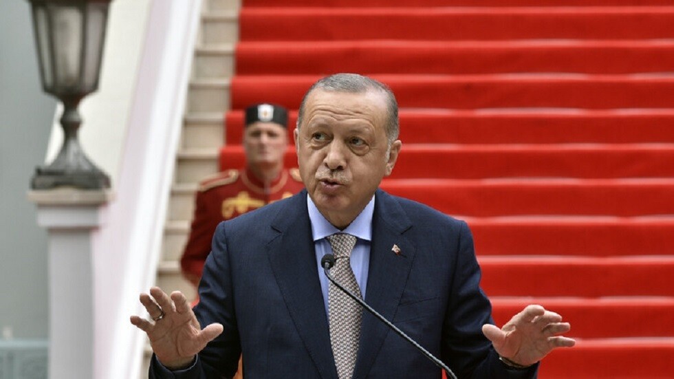 أردوغان: سنبني مساكن لمليون شخص في سوريا.. والحديث عن اللاجئين "خطة قذرة"