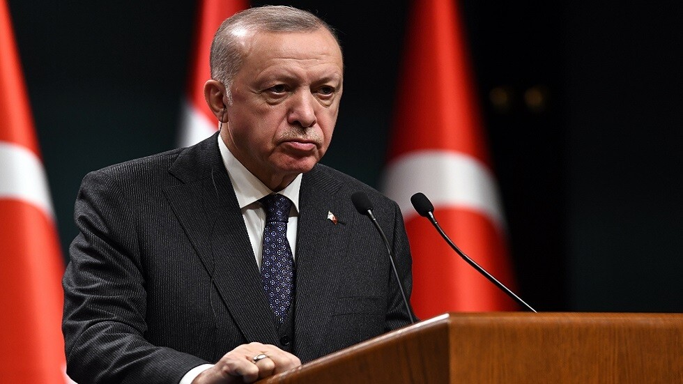 أردوغان يدعو السويد لإنهاء الدعم السياسي والمالي لـ"التنظيمات الإرهابية"