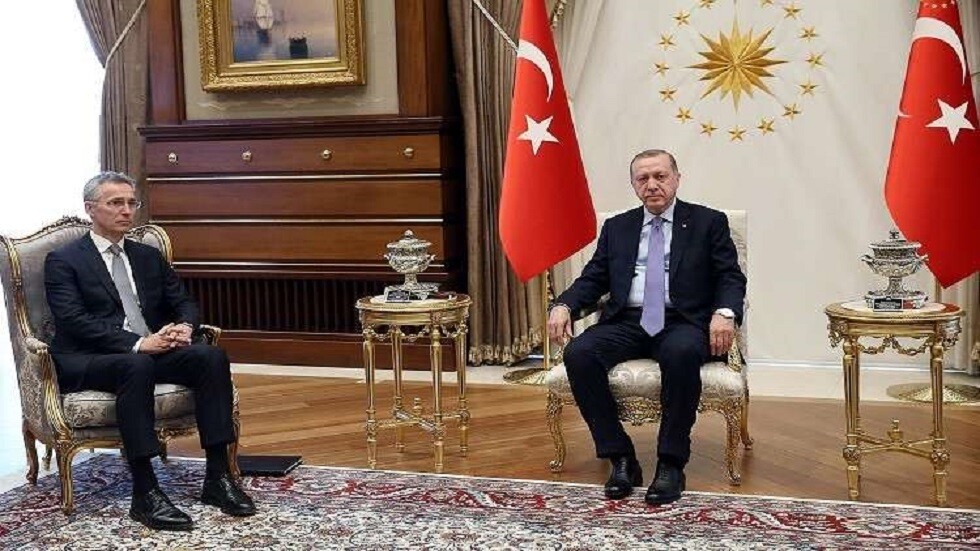 أردوغان لستولتنبرغ: تركيا تدعم سياسة الباب المفتوح التي يتبعها الناتو