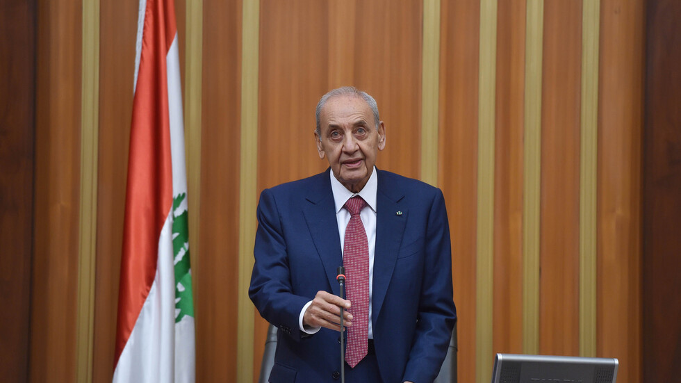 لبنان.. معاون بري يشن هجوما على باسيل بعد تصريحاته عن 