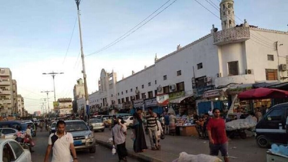 اليمن.. مقتل شخصين في سطو مسلح بعدن