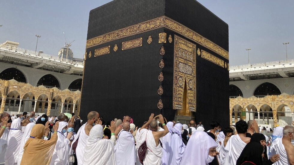 بالصور.. وصول أول رحلة حج إلى السعودية لأول مرة منذ 2019