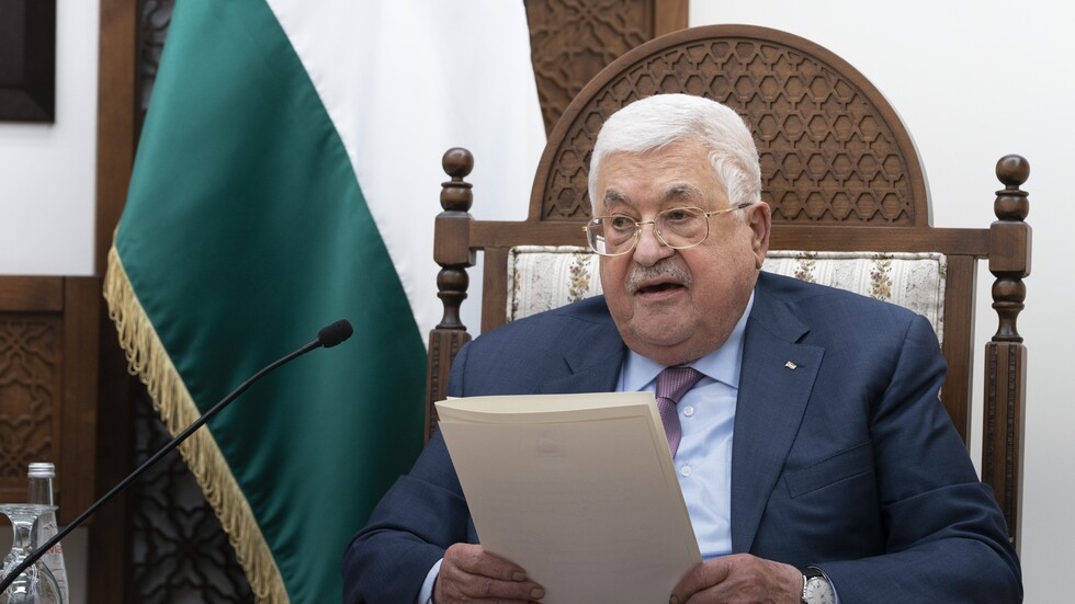 محمود عباس يثير التساؤلات عن حالته الصحية جراء كلمة صوتية له