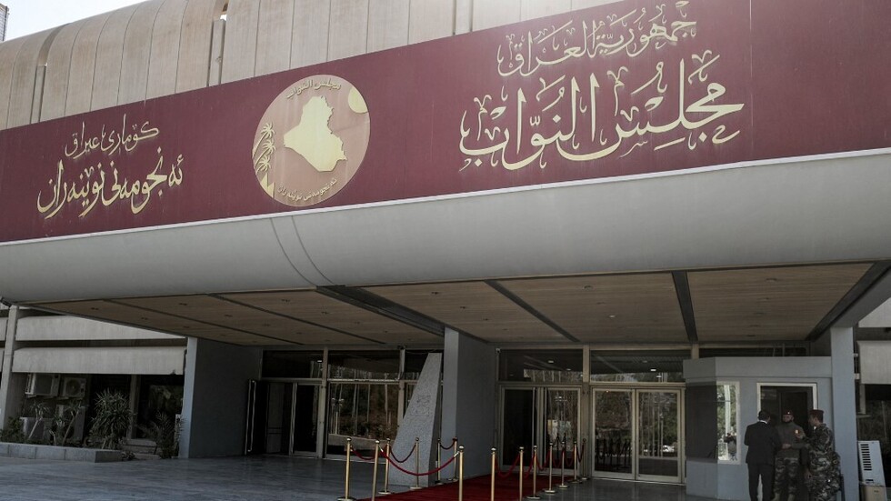 العراق يقر قانونا يسمح بدفع مستحقات الغاز لإيران وتحقيق الأمن الغذائي