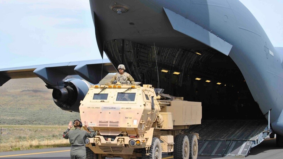 صحيفة أمريكية تكشف خطط واشنطن ولندن لتدريب الجيش الأوكراني على استخدام الراجمات "MLRS"