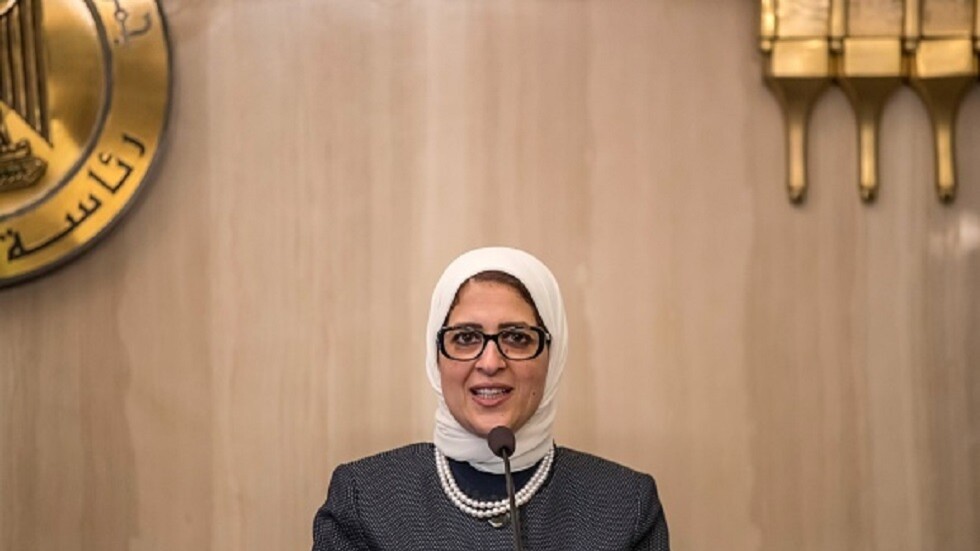 شاهد.. أول ظهور عام لوزيرة الصحة المصرية والمتحدث باسمها خلال زواجه بعد قضية فساد طليقها