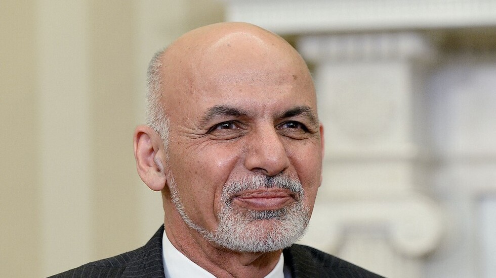 تقرير: أشرف غني وعدد من المسؤولين يعيشون في بيوت فارهة في الإمارات والولايات المتحدة وأوروبا